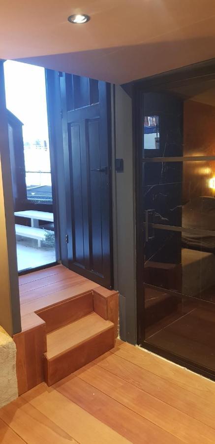 Euphrate Houseboat Otel Amsterdam Dış mekan fotoğraf