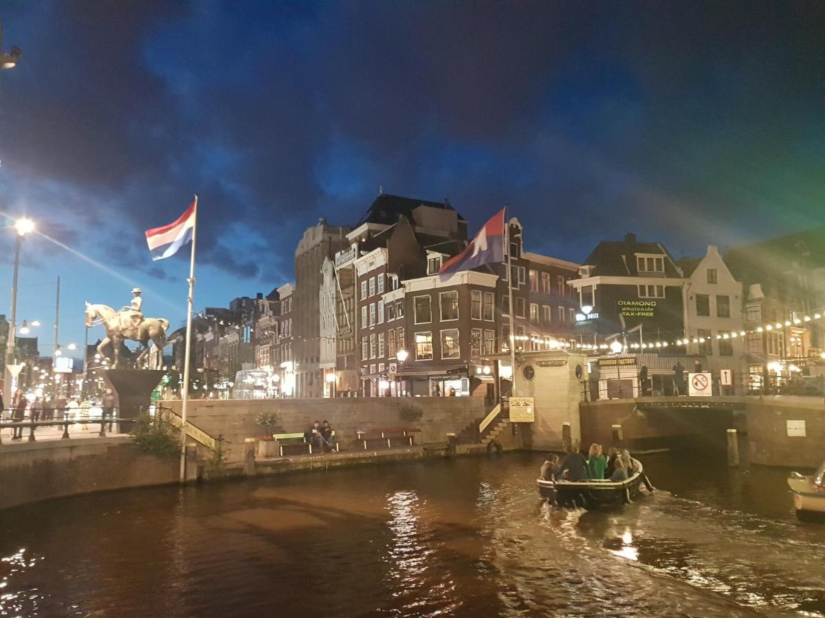 Euphrate Houseboat Otel Amsterdam Dış mekan fotoğraf